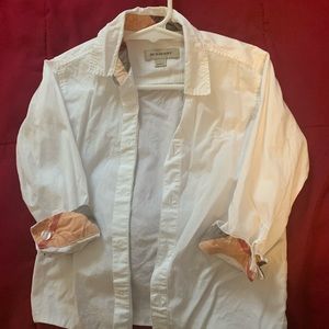 Burberry size 2Y